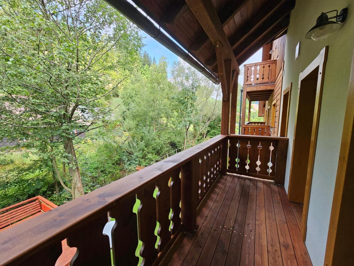 Velké Karlovice Apartmany Jezerne מראה חיצוני תמונה