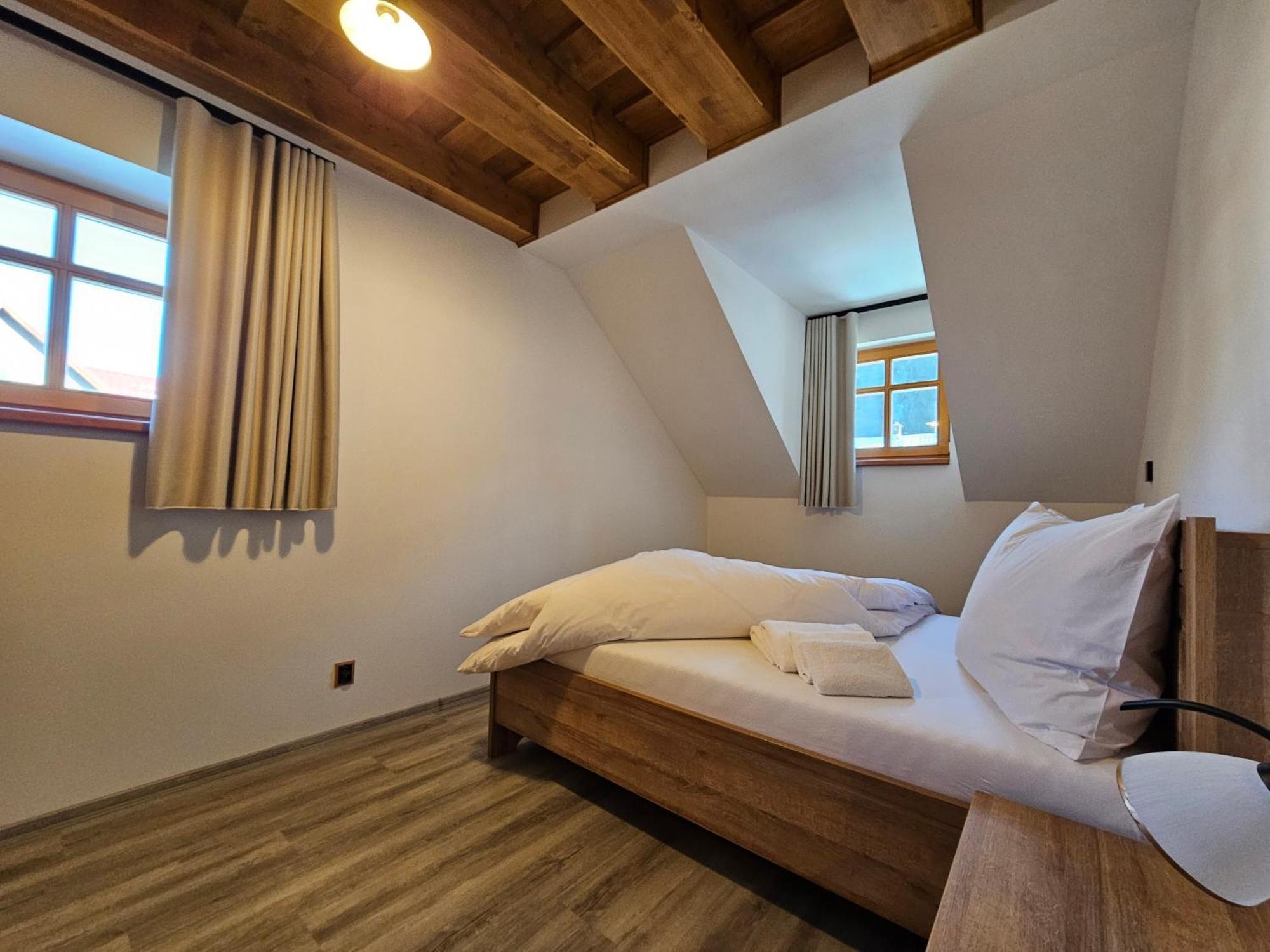 Velké Karlovice Apartmany Jezerne מראה חיצוני תמונה
