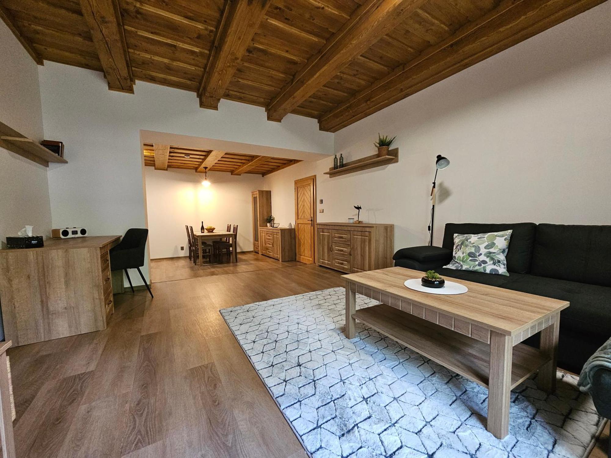 Velké Karlovice Apartmany Jezerne מראה חיצוני תמונה