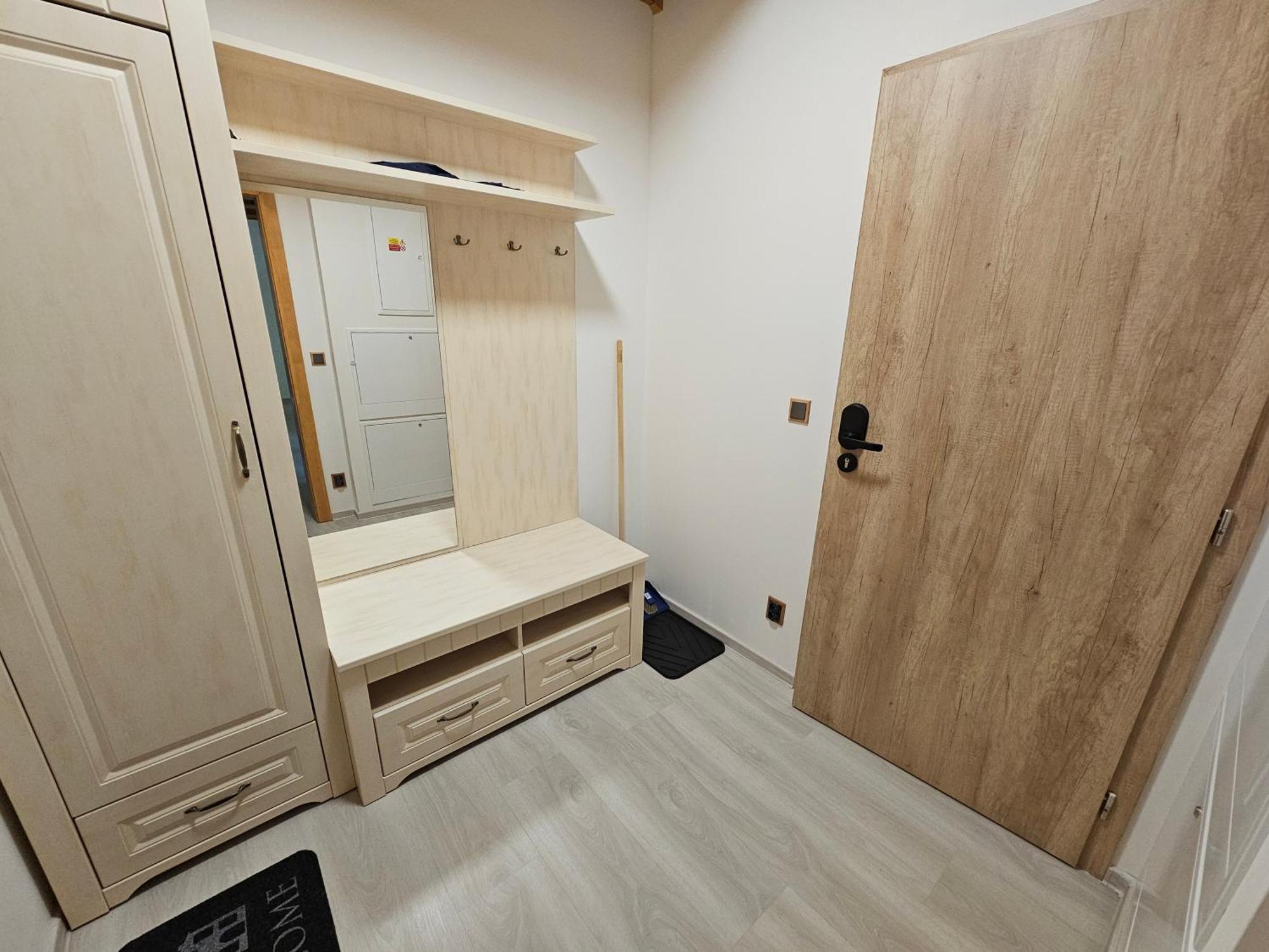 Velké Karlovice Apartmany Jezerne חדר תמונה