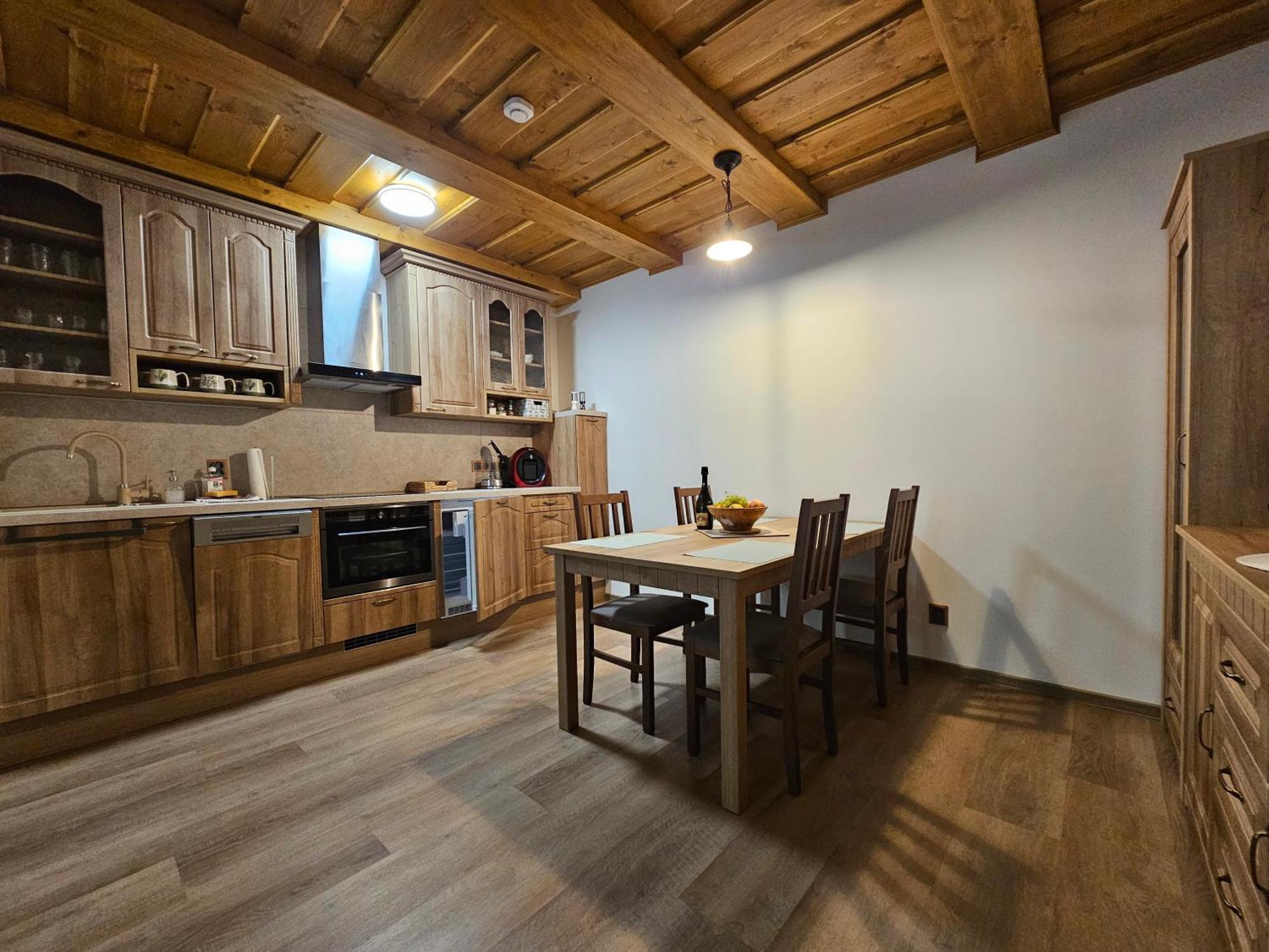 Velké Karlovice Apartmany Jezerne חדר תמונה