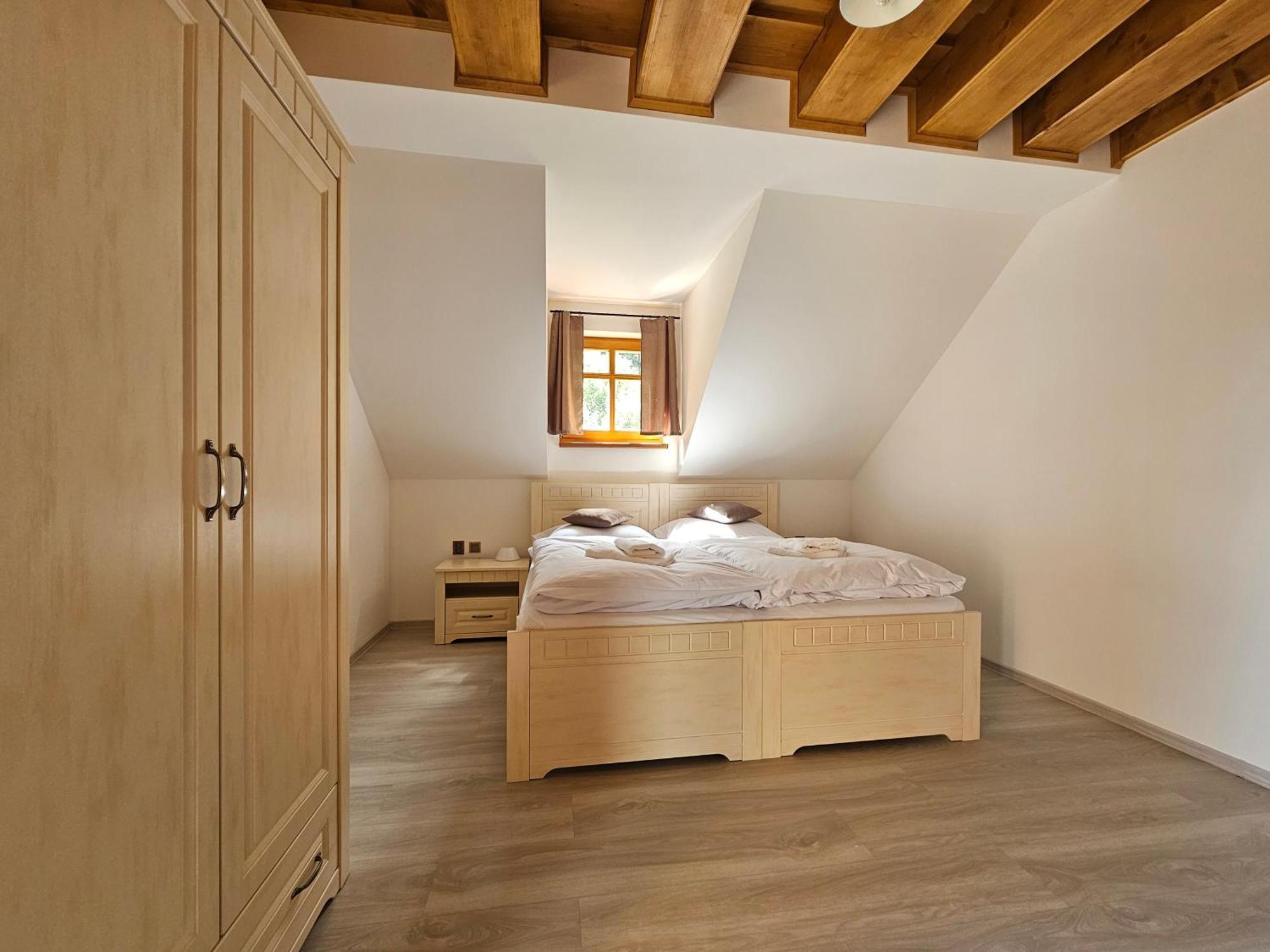Velké Karlovice Apartmany Jezerne מראה חיצוני תמונה